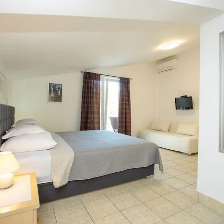 Apartments Mosor Omiš Kültér fotó