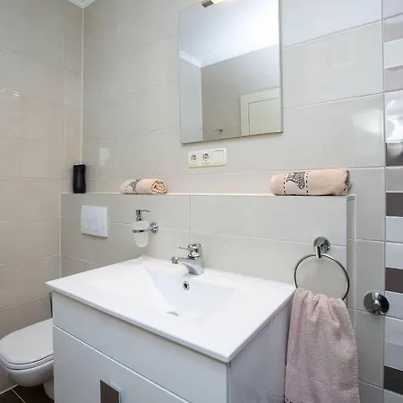 Apartments Mosor Omiš Kültér fotó