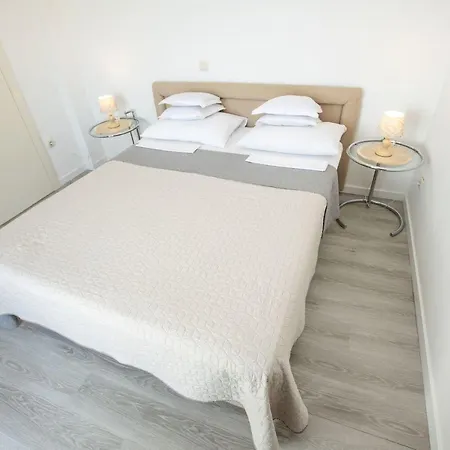 Apartments Mosor Omiš Kültér fotó