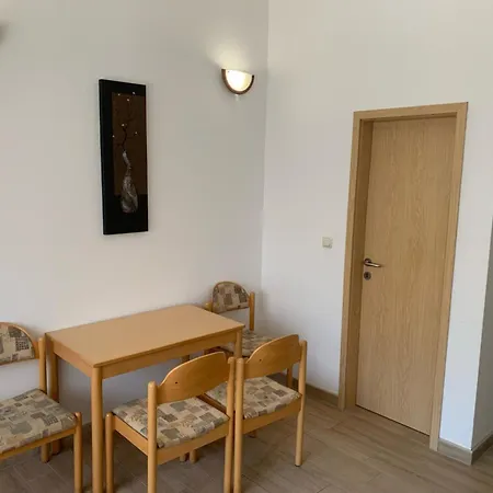 Apartments Mosor Omiš Szoba fotó